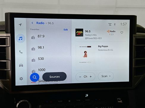 Used 2025 Toyota Tundra Limited image 24