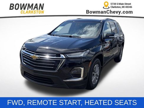 Used 2023 Chevrolet Traverse LT FWD image 1