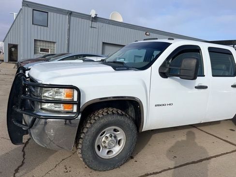 Used 2010 Chevrolet Silverado 2500 W/T image 1