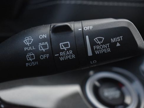 Used 2023 Jeep Grand Cherokee Altitude image 23