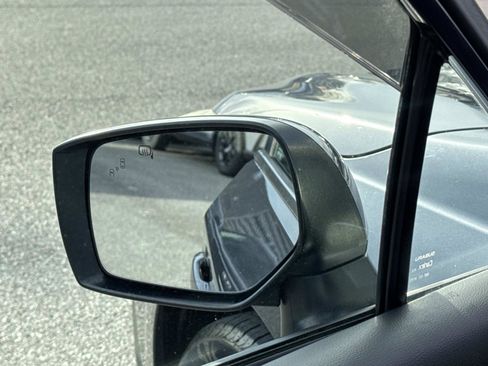 Used 2017 Subaru Outback 3.6R Limited image 19