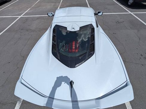 Used 2022 Chevrolet Corvette Stingray Premium Cpe w/ Z51 Performance Package RWD image 17