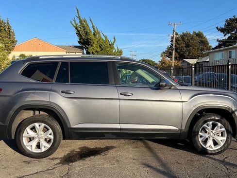 Used 2019 Volkswagen Atlas SE w/ Towing Package image 8