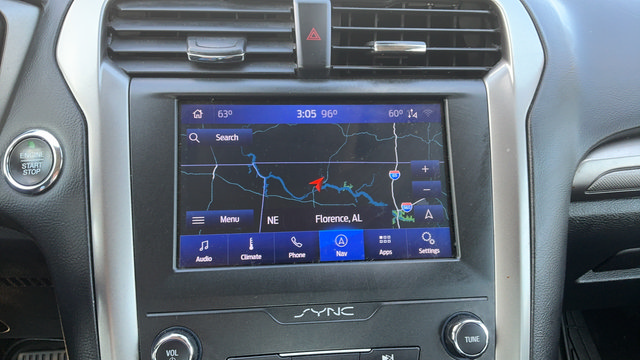 Used 2020 Ford Fusion SE FWD image 12