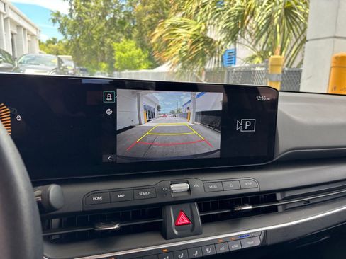 Used 2025 Kia K4 FWD image 24