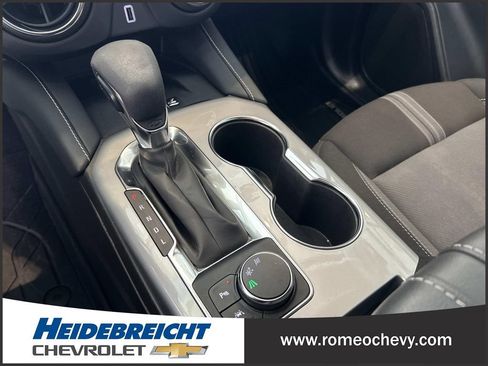 Used 2024 Chevrolet Blazer LT w/ Convenience Package FWD image 24