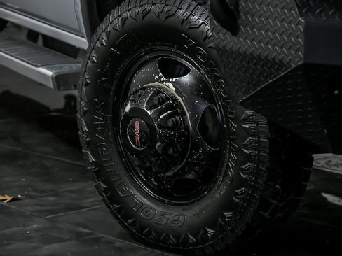 Used 2015 GMC Sierra 3500 Denali w/ Duramax Plus Package AWD/4WD image 3