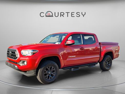 Certified 2021 Toyota Tacoma SR5 image 1