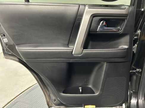 Used 2021 Toyota 4Runner Limited image 27