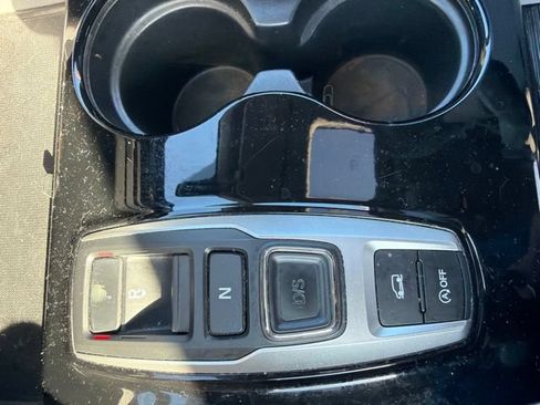 Used 2016 Honda Pilot Elite image 9