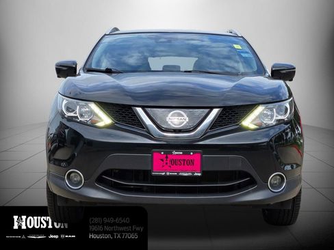 Used 2019 Nissan Rogue Sport SL FWD image 10