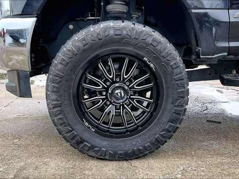 Used 2019 Ford F250 XLT w/ XLT Premium Package AWD/4WD image 35