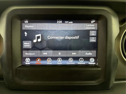 Used 2018 Jeep Wrangler Unlimited Sport S AWD/4WD image 44