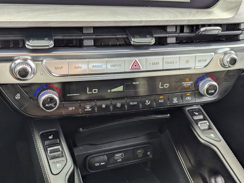 Used 2023 Kia Telluride SX Prestige X-Pro image 29