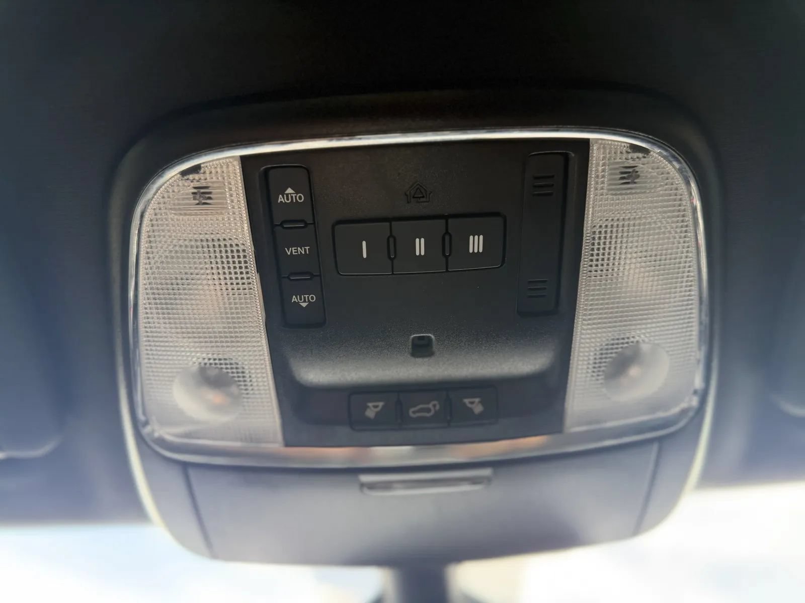 Used 2020 Dodge Durango GT AWD/4WD image 40