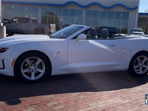 Used 2023 Chevrolet Camaro LT image 6