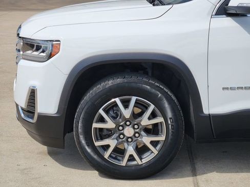 Certified 2023 GMC Acadia SLE w/ Driver Convenience Package AWD/4WD image 8