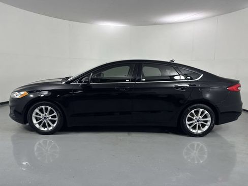 Used 2020 Ford Fusion SE FWD image 28
