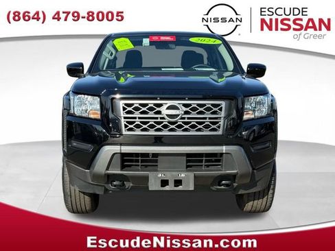 Certified 2024 Nissan Frontier SV image 10