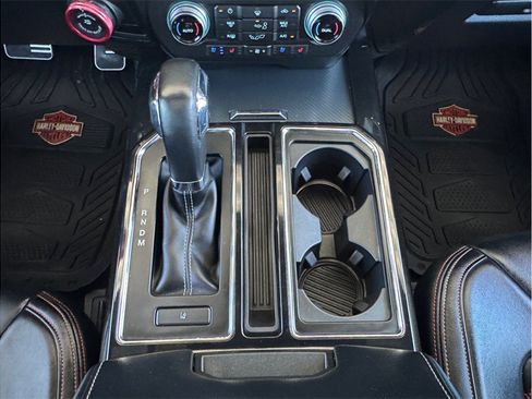 Used 2019 Ford F150 Lariat w/ Equipment Group 502A Luxury AWD/4WD image 12