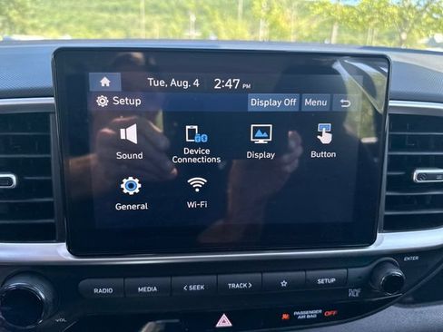 New 2026 Hyundai Venue SEL FWD image 15