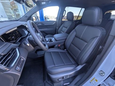 New 2026 GMC Acadia Elevation w/ Elevation Premium Package AWD/4WD image 13
