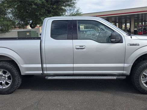 Used 2016 Ford F150 XLT w/ Equipment Group 302A Luxury AWD/4WD image 4