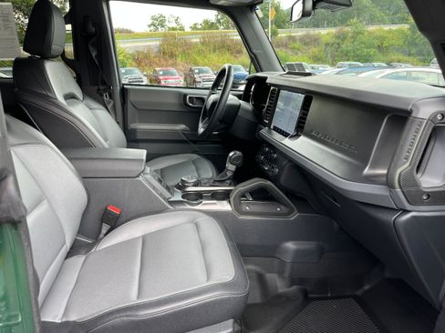 Used 2024 Ford Bronco Everglades AWD/4WD image 18