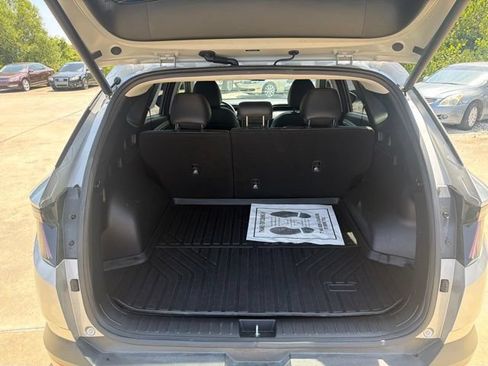 Used 2023 Hyundai Tucson SEL w/ Convenience Package AWD/4WD image 19