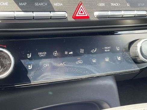 New 2026 Hyundai Palisade Calligraphy FWD image 20