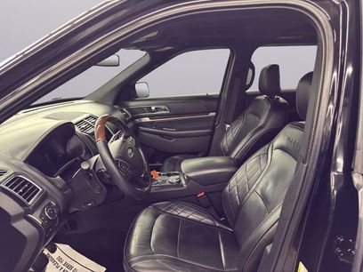 Used 2018 Ford Explorer Platinum