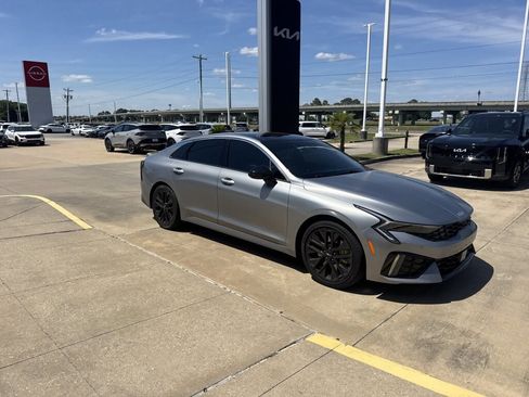 Used 2025 Kia K5 GT w/ GT1 Package FWD image 9