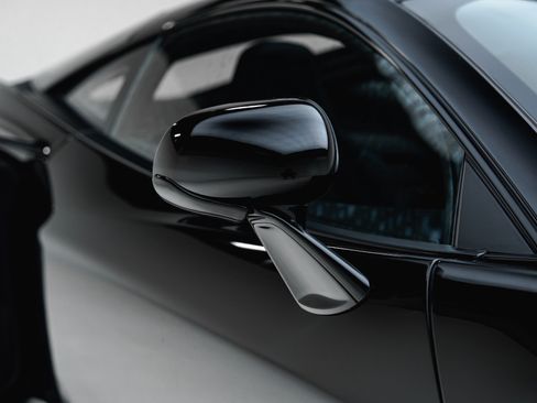 Used 2023 McLaren GT RWD image 23