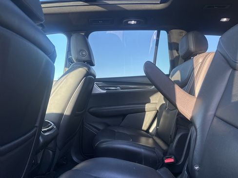 Used 2020 Cadillac XT6 Sport image 25