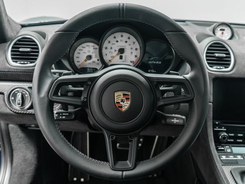 Used 2023 Porsche 718 Cayman GT4 RS RWD image 15