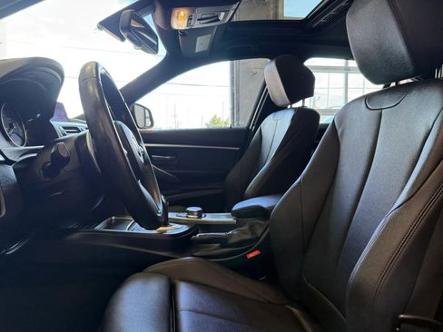 Used 2018 BMW 340i Sedan w/ Track Handling Package RWD image 8