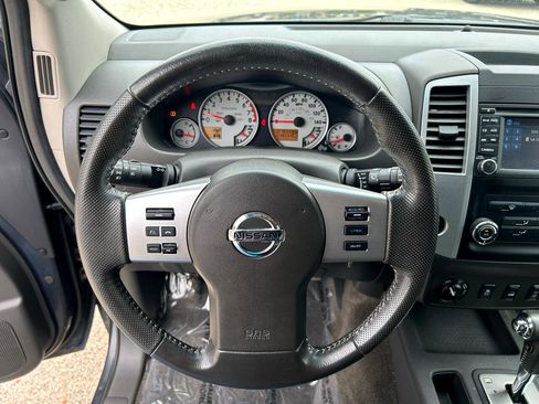 Used 2013 Nissan Xterra PRO-4X w/ Pro-4x Leather Pkg image 16