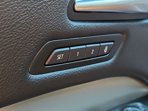 Certified 2023 Cadillac XT4 Premium Luxury AWD/4WD image 25
