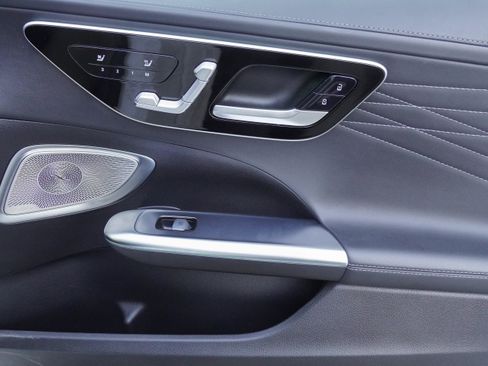 Used 2022 Mercedes-Benz C 300 Sedan image 30