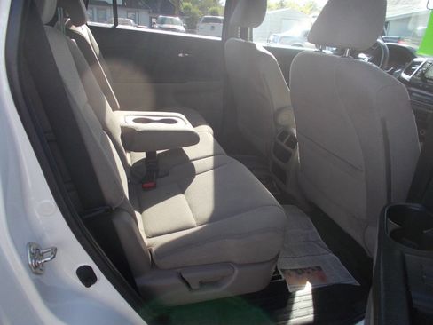 Used 2017 Honda Pilot LX image 8
