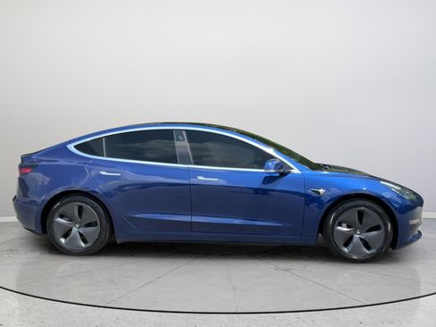 Used 2020 Tesla Model 3 Standard Range Plus RWD image 5