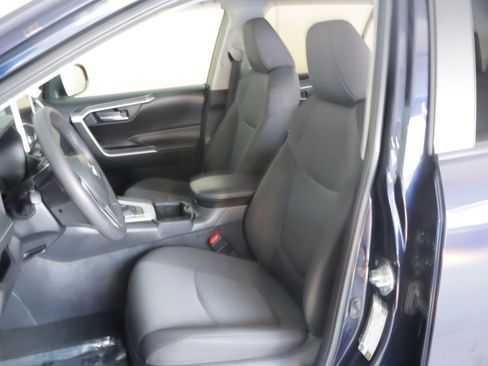 Used 2024 Toyota RAV4 XLE image 9