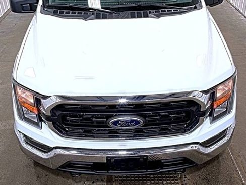 Used 2023 Ford F150 XLT image 2