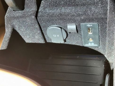 Used 2018 Porsche Panamera 4S image 29