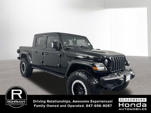 Used 2023 Jeep Gladiator Willys image 3
