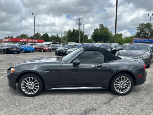 Used 2017 FIAT 124 Spider Classica RWD image 17
