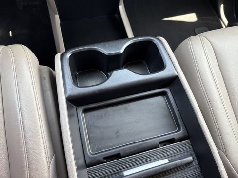Used 2023 Honda Odyssey Touring image 23