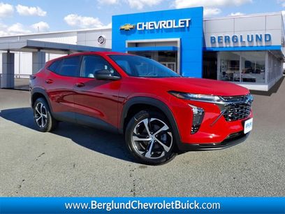 New 2026 Chevrolet Trax RS w/ Sunroof Package