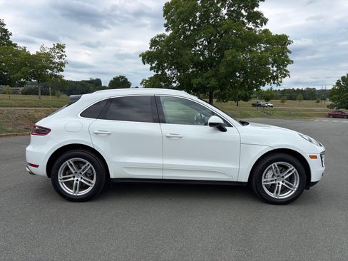 Used 2018 Porsche Macan S AWD/4WD image 8