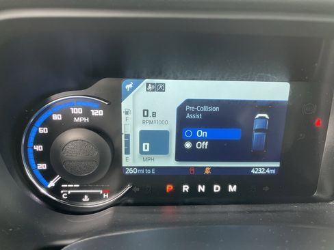 Used 2024 Ford Bronco Badlands image 15